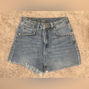 WILD FABLE mom jean shorts